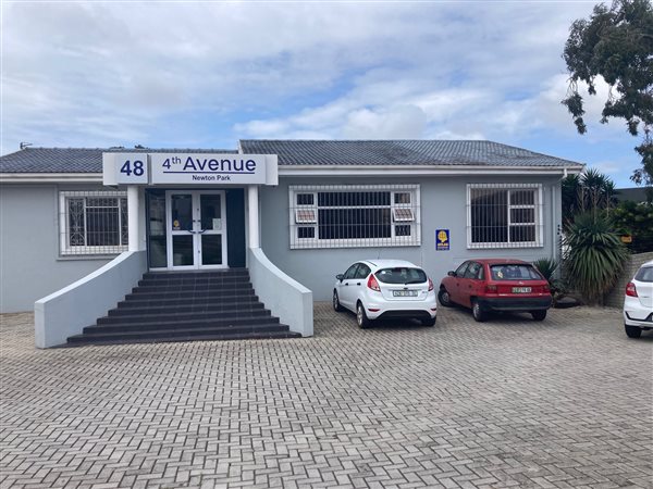 320 m² Commercial space 320 m² Commercial space