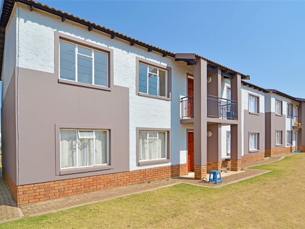 3 Bedroom Apartment 3 Bedroom Apartment