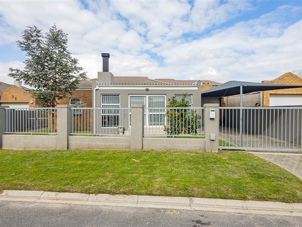 3 Bedroom House 3 Bedroom House