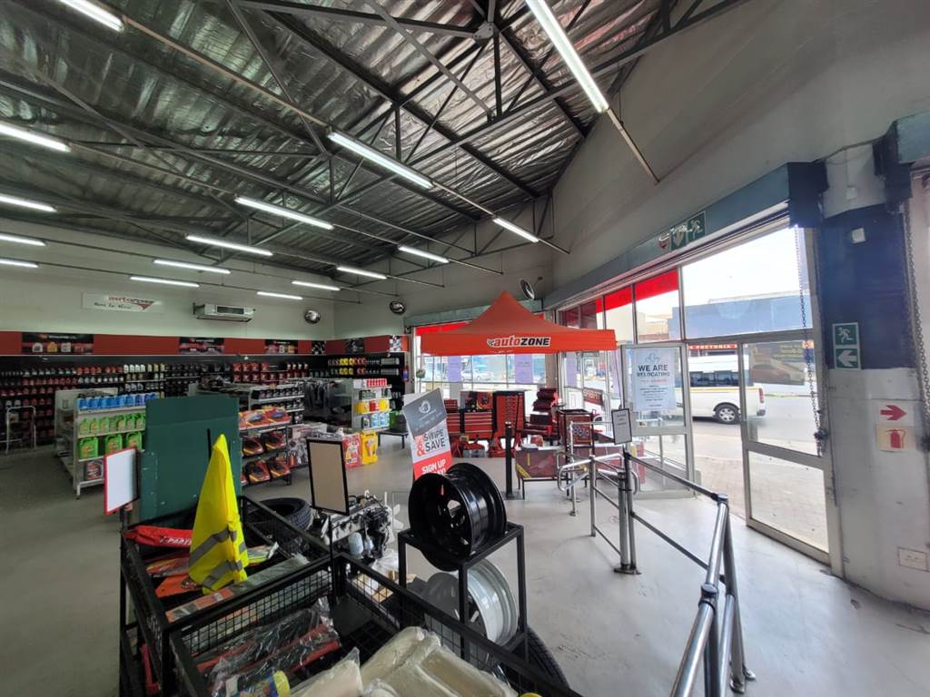 750  m² Commercial space in Kempton Park Central photo number 16