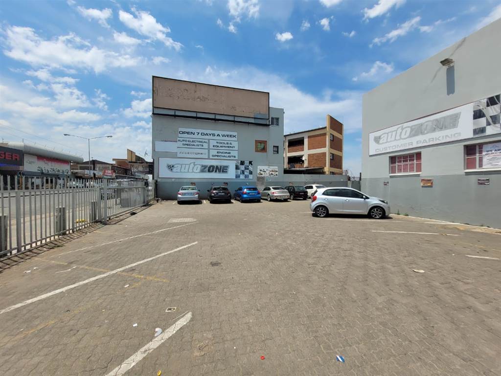 750  m² Commercial space in Kempton Park Central photo number 5
