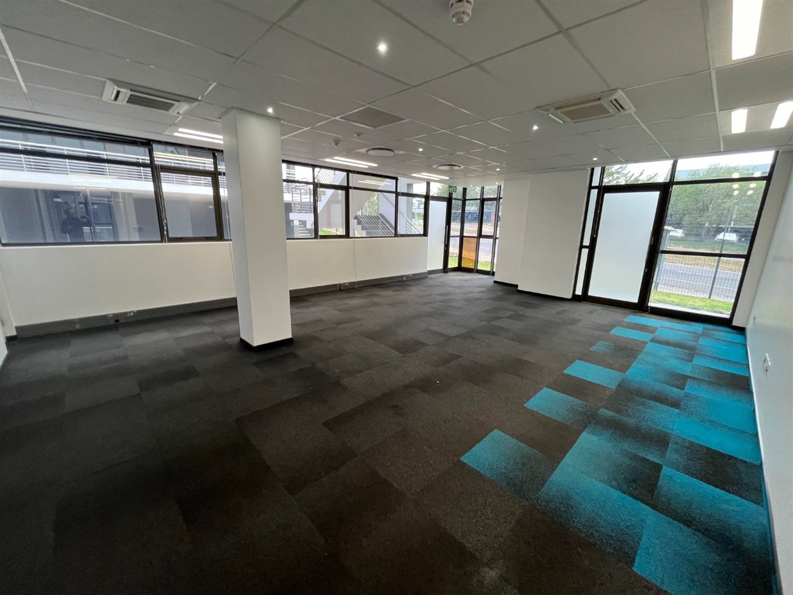 2500  m² Commercial space in Bryanston photo number 9
