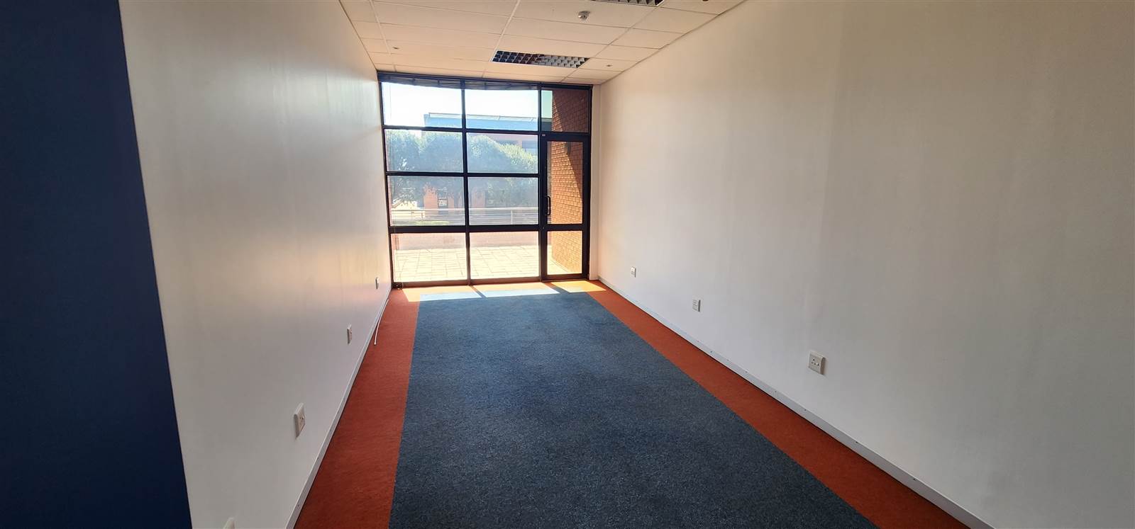 100.7  m² Commercial space in Highveld photo number 13