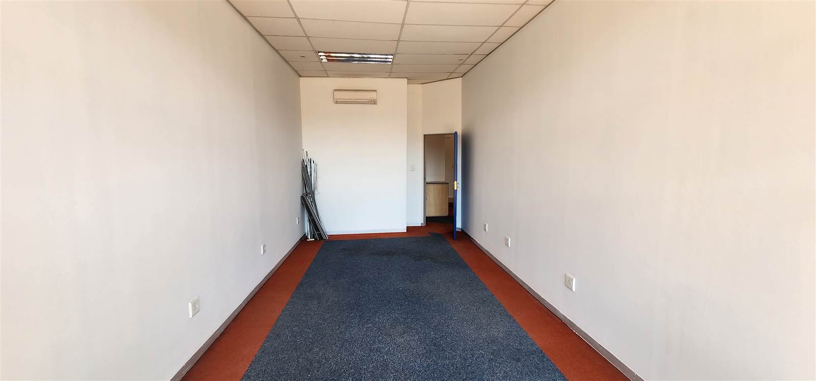 100.7  m² Commercial space in Highveld photo number 15