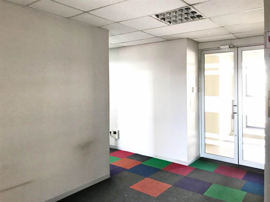 423  m² Office Space in Meyersdal photo number 5