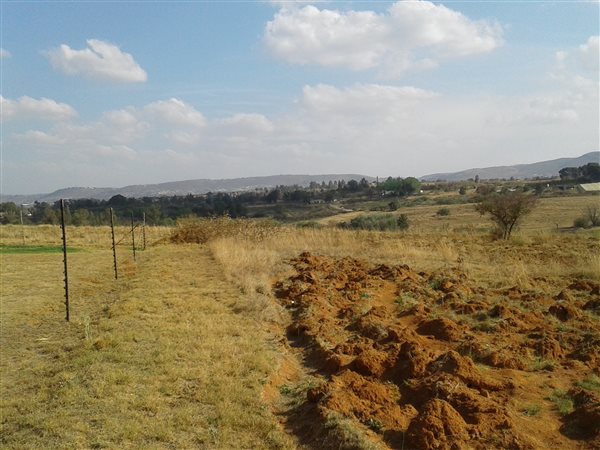 2 ha Land available in Muldersdrift