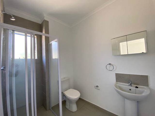1 Bed Apartment in Waterfall photo number 7