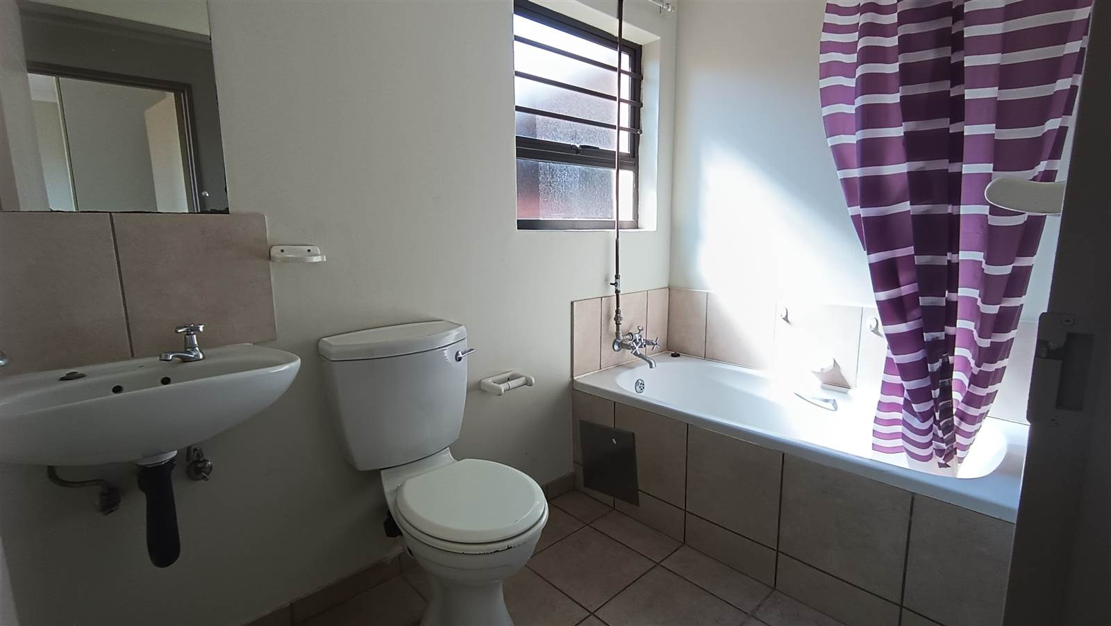 2 Bed House in Kathu photo number 8