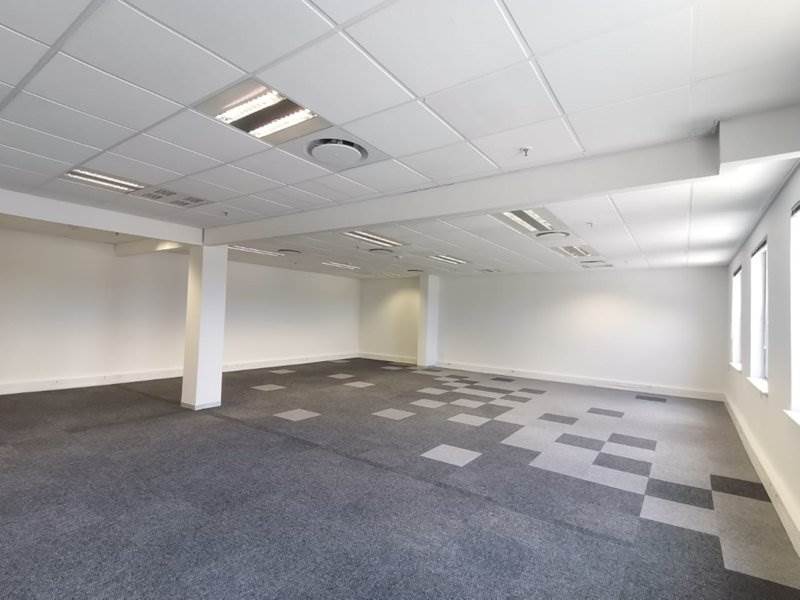 818  m² Office Space in Rosebank photo number 13