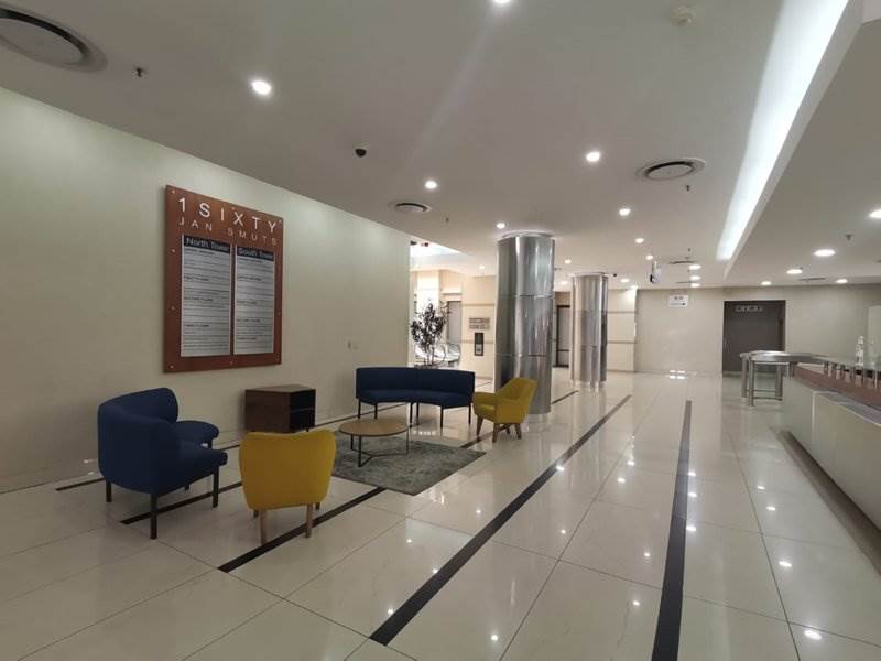 818  m² Office Space in Rosebank photo number 4