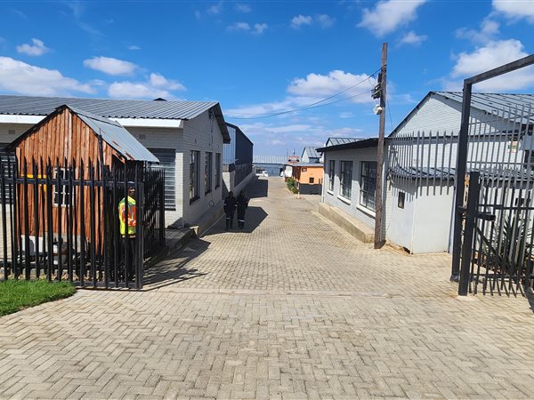 350  m² Industrial space in Krugersdorp North