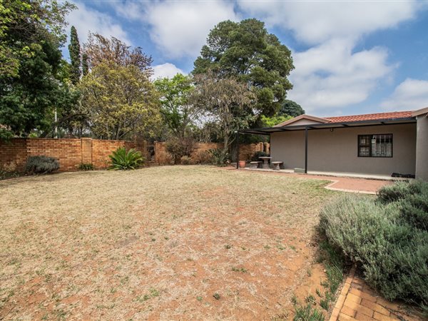 4 Bedroom House 4 Bedroom House