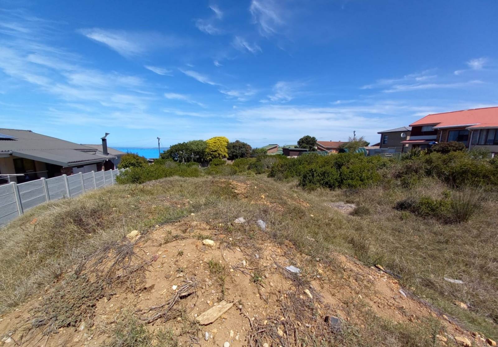 880 m² Land available in Dana Bay photo number 8
