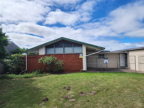 3 Bedroom House 3 Bedroom House