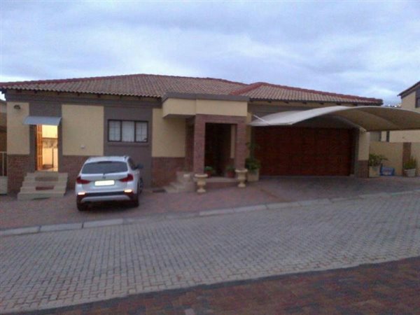 3 Bedroom House 3 Bedroom House
