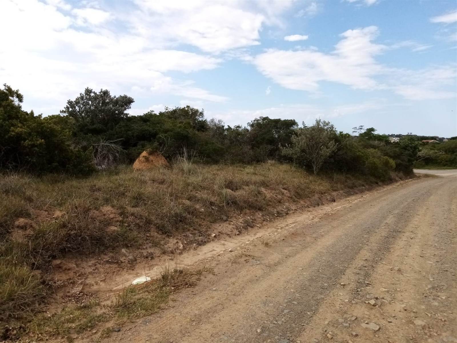 904 m² Land available in Riversbend photo number 1
