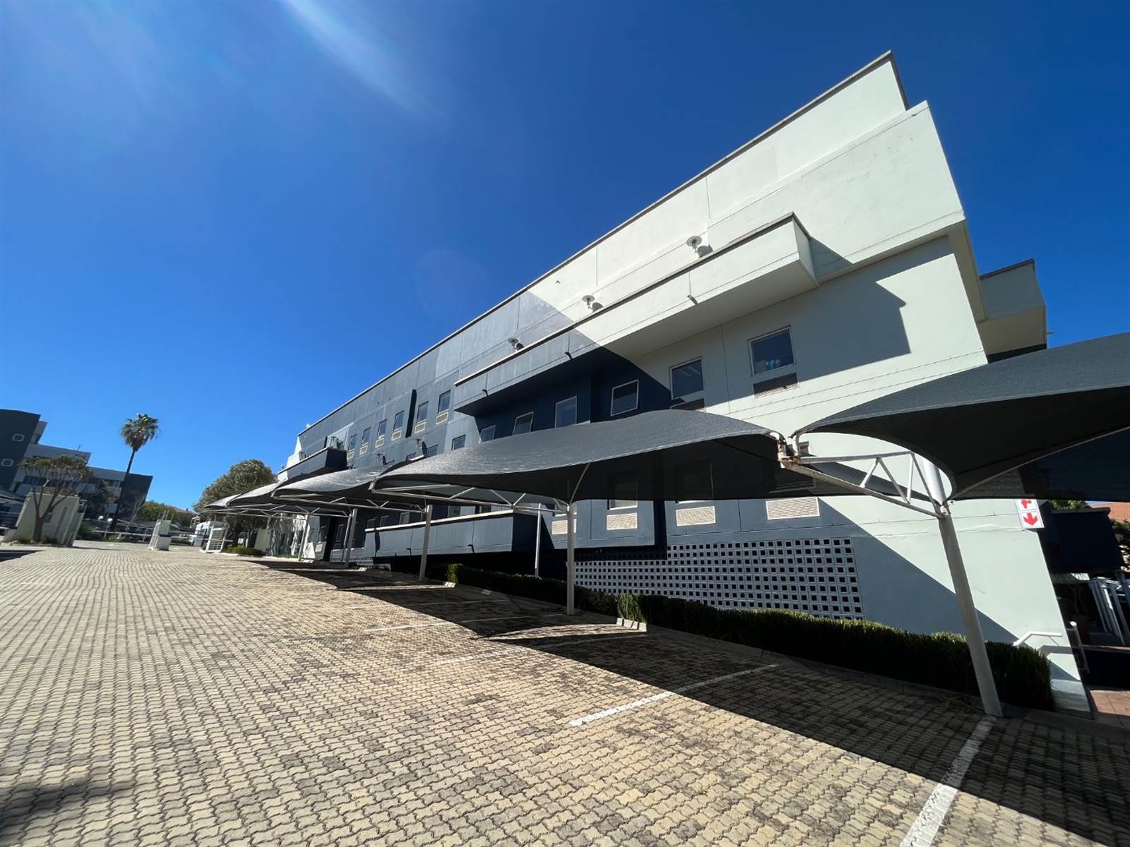 19  m² Office Space in Sunninghill photo number 4