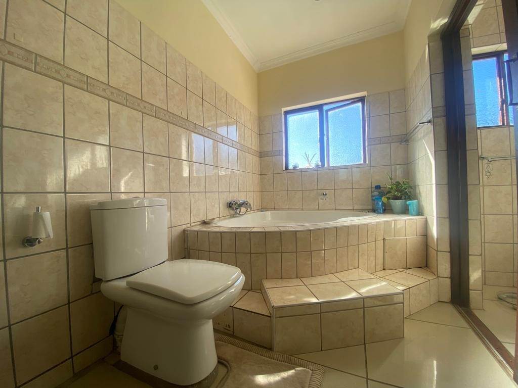 4 Bed House in Modimolle photo number 29