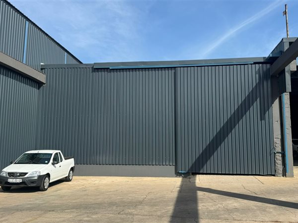 600  m² Industrial space