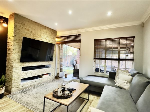 3 Bed Townhouse in Greenstone Hill