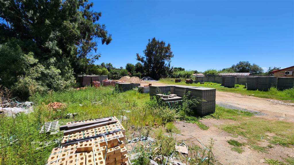 1735 m² Land available in Dewetsdorp photo number 3