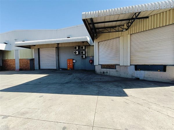 5 716  m² Industrial space