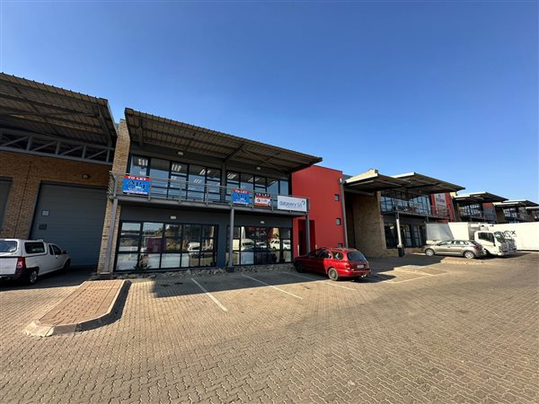 875  m² Industrial space