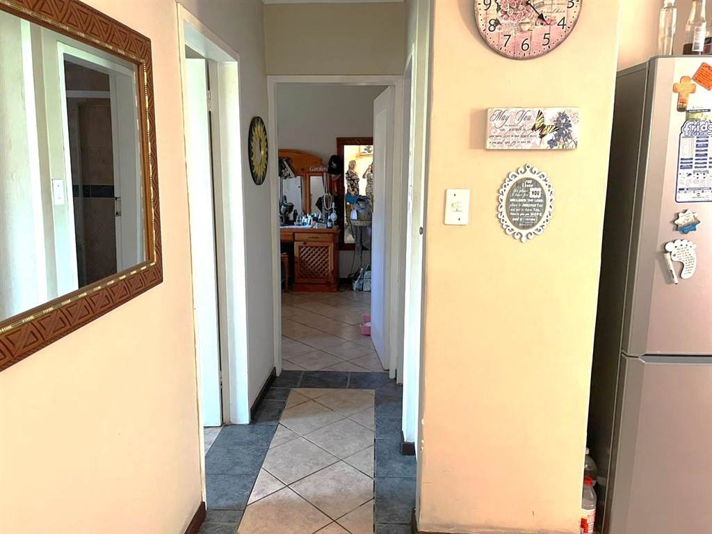 2 Bed Townhouse in Monavoni photo number 20