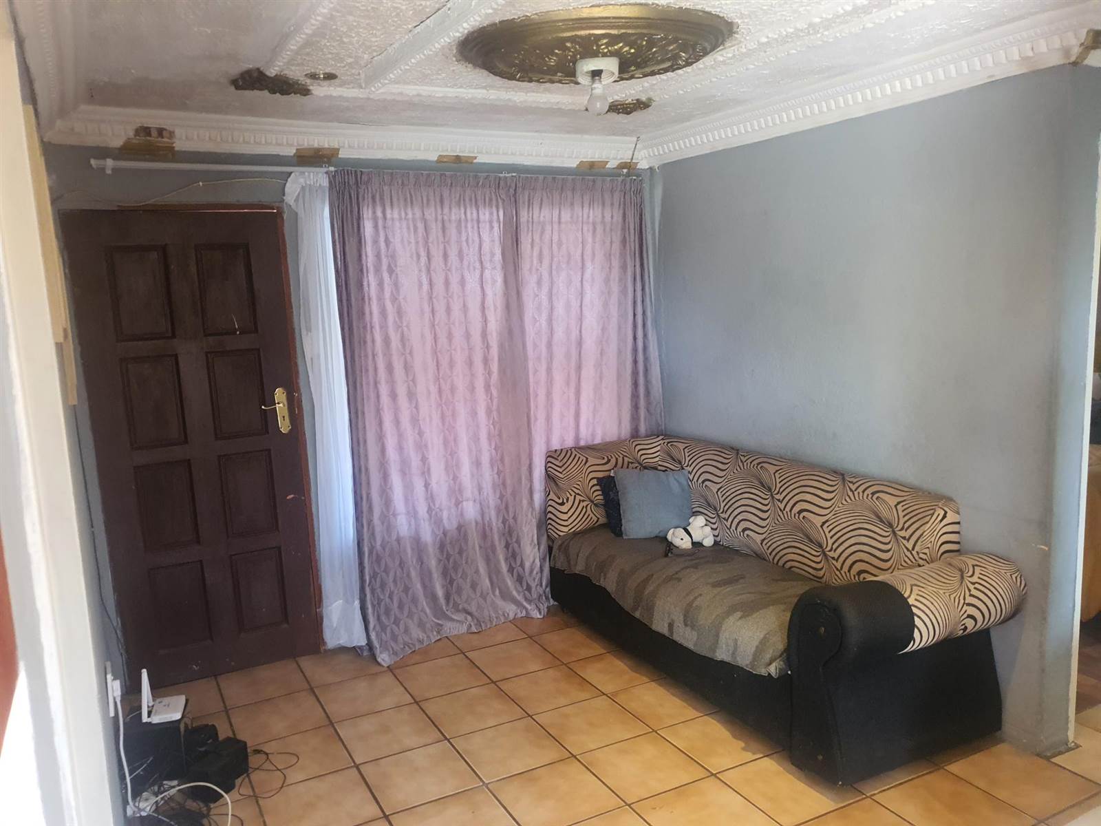 2 Bed House in Soshanguve photo number 13