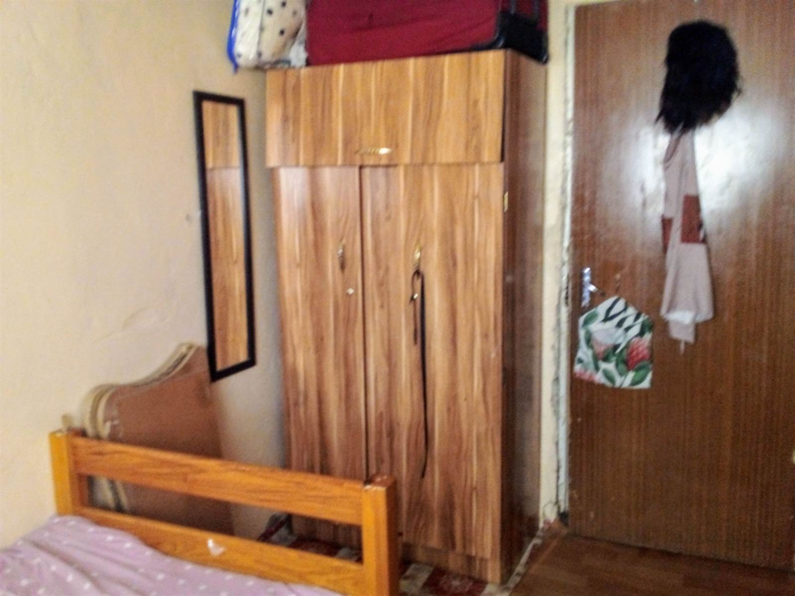 4 Bed House in Kwazakhele photo number 6