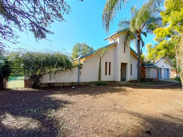 3 Bed House in Penina Park