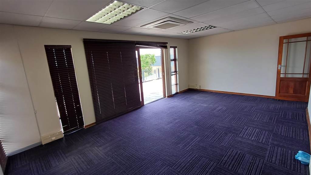 207  m² Commercial space in Honeydew photo number 5