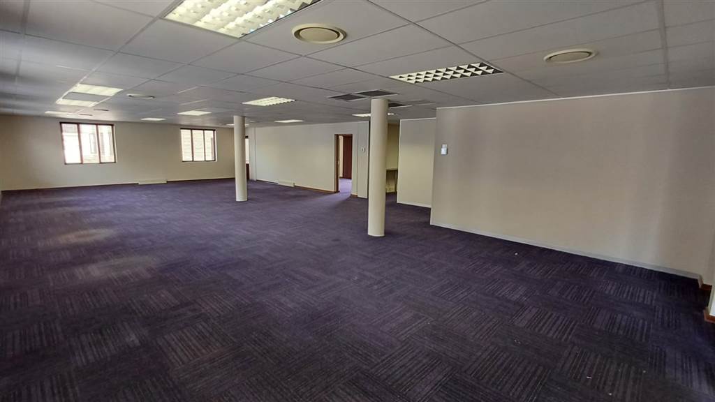 207  m² Commercial space in Honeydew photo number 12