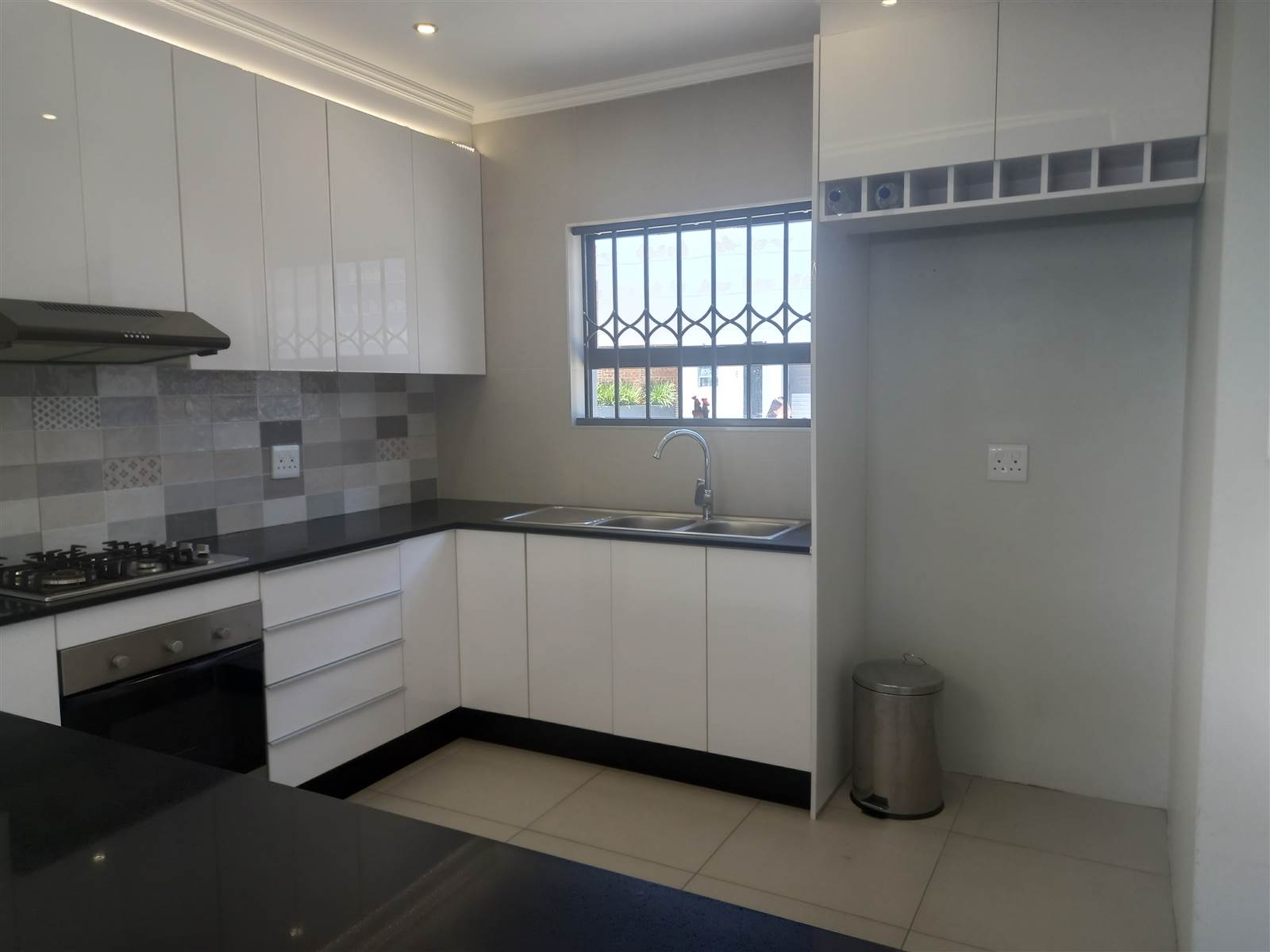 3 Bed Duplex in Edenvale photo number 7