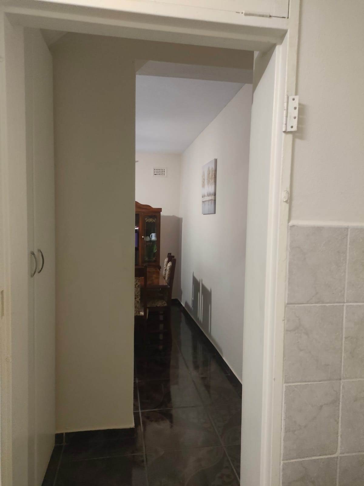 2 Bed Duplex in Panorama photo number 3