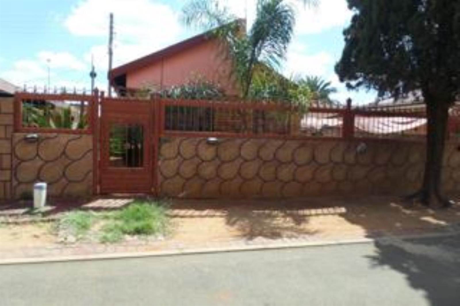 3 Bed House in Ga-rankuwa photo number 1