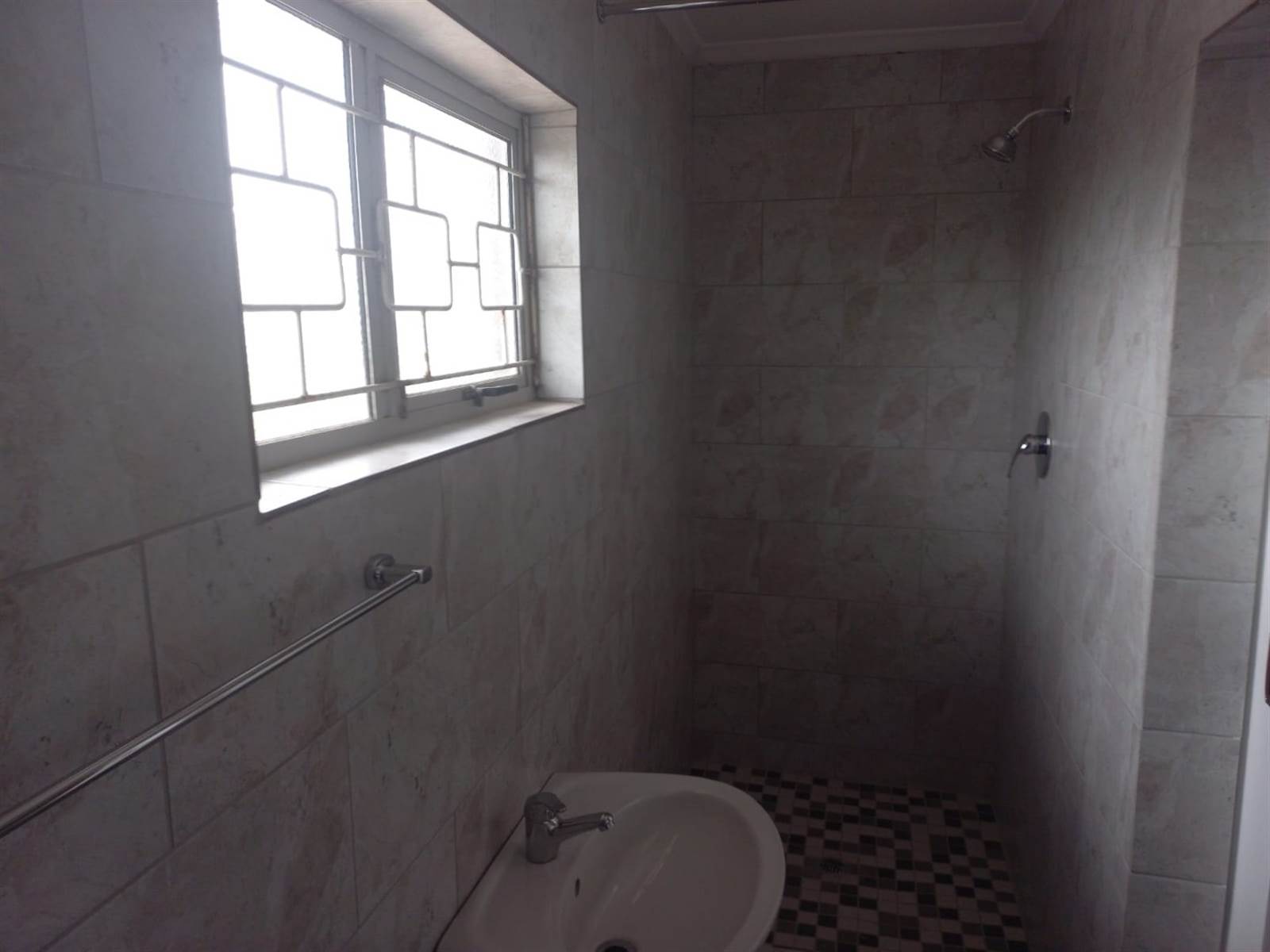 3 Bed House in Kharwastan photo number 30