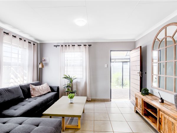 3 Bedroom Simplex 3 Bedroom Simplex