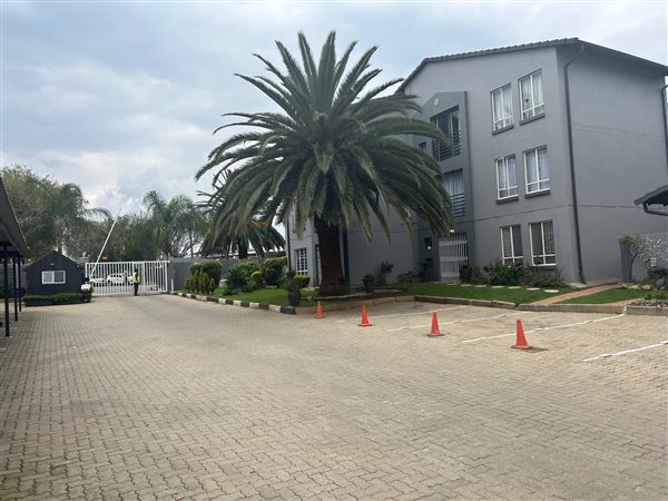 3 Bedroom Apartment 3 Bedroom Apartment
