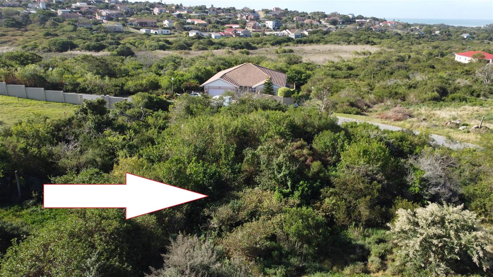 738 m² Land available in Port Alfred photo number 1