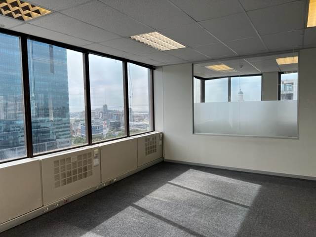 1217  m² Commercial space in Cape Town City Centre photo number 6