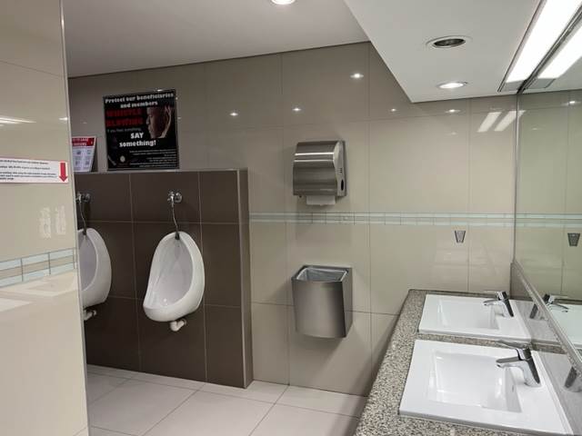 1217  m² Commercial space in Cape Town City Centre photo number 24