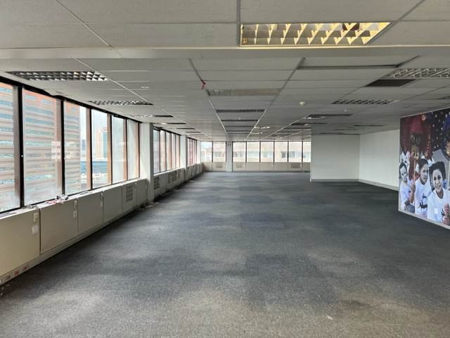 1217  m² Commercial space in Cape Town City Centre photo number 13