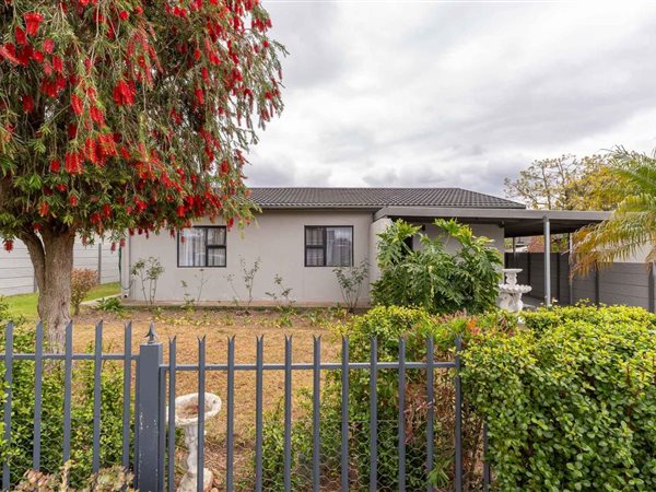 3 Bedroom Townhouse 3 Bedroom Townhouse