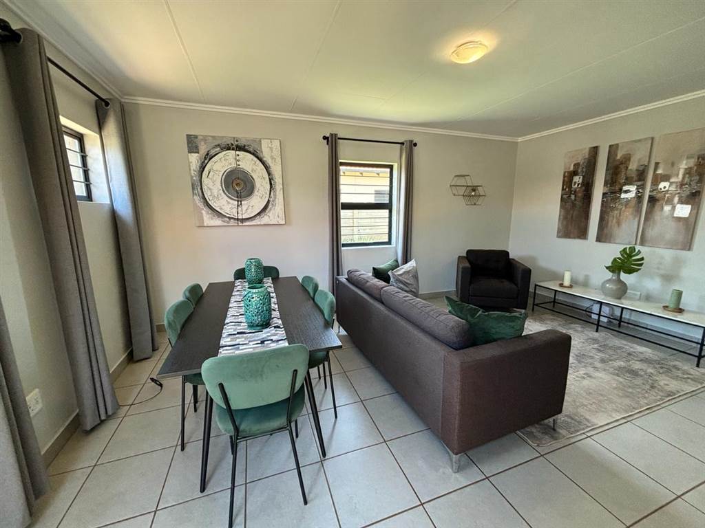3 Bed House in Pimville photo number 4