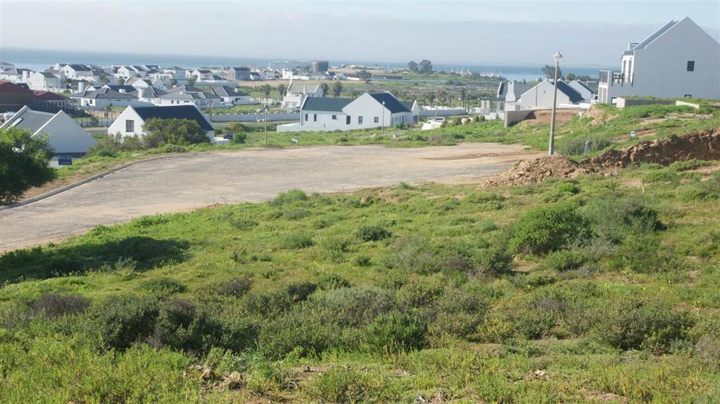 746 m² Land available in Da Gama Bay photo number 9