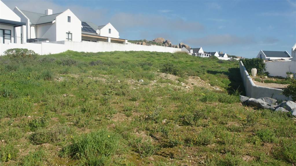 746 m² Land available in Da Gama Bay photo number 1