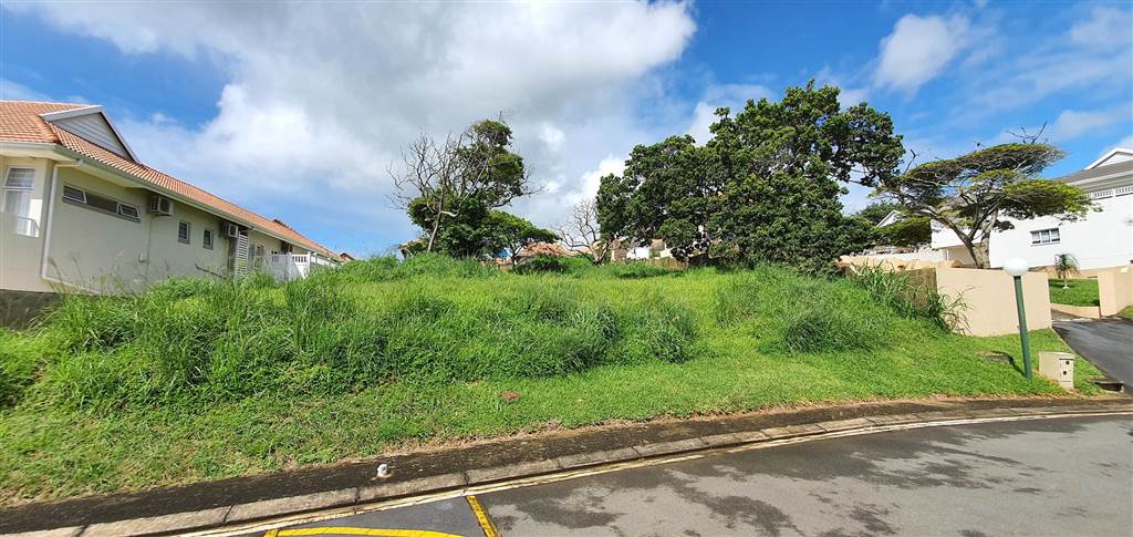 714 m² Land available in Shelly Beach photo number 1