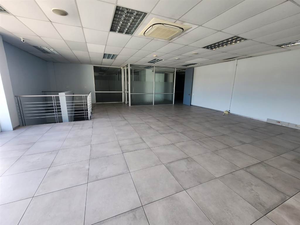 1222  m² Commercial space in Claremont photo number 6