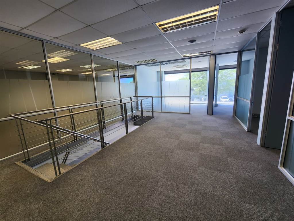1222  m² Commercial space in Claremont photo number 29